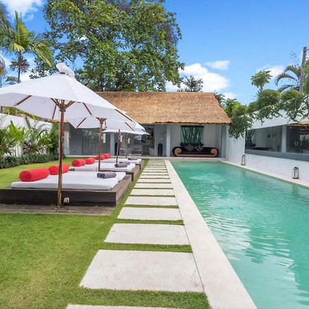 Saga Villas Ultra Seminyak Eksteriør bilde