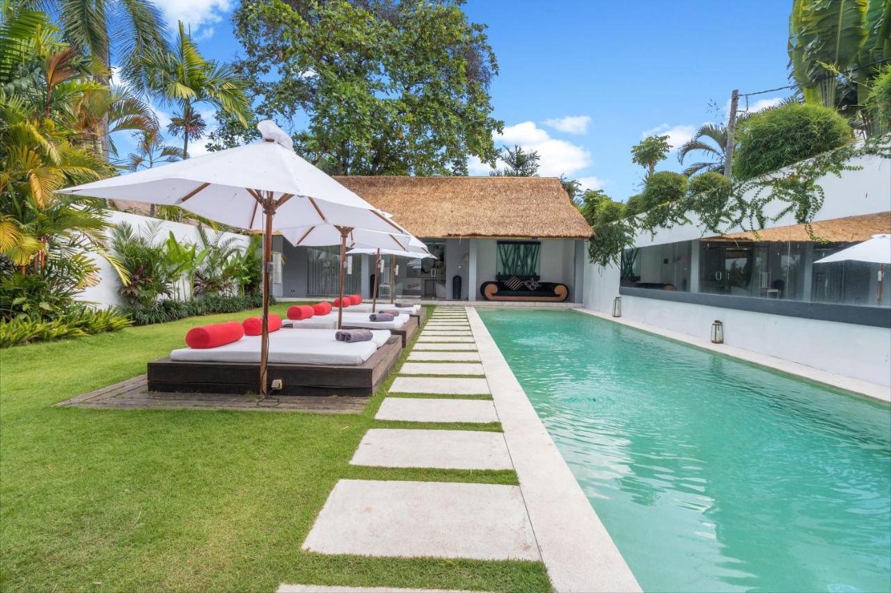 Saga Villas Ultra Seminyak Eksteriør bilde
